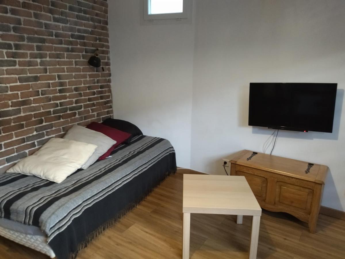 Aurillac Meuble De Tourisme Hotel Екстериор снимка